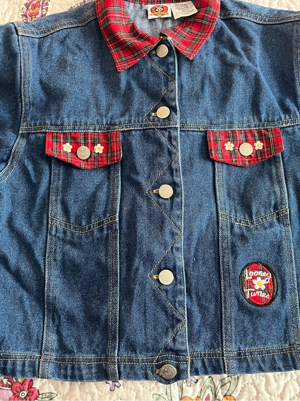 Vintage 1997 90โs Tweedy Bird Denim Jacket youth kids Size 14 Red Plaid Heart